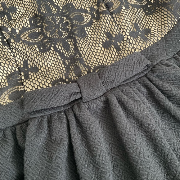 Rewind Dress with Bow, Mesh - Picture 3 of 16